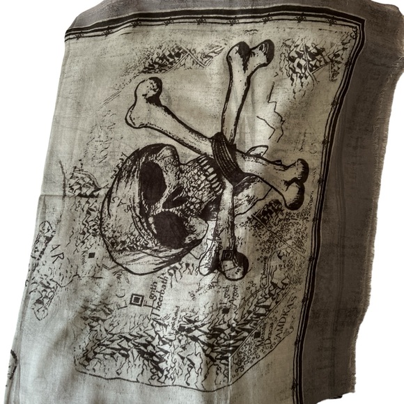 Gray Digital Print Linen-Cotton- 100*200 - Picture 2 of 5